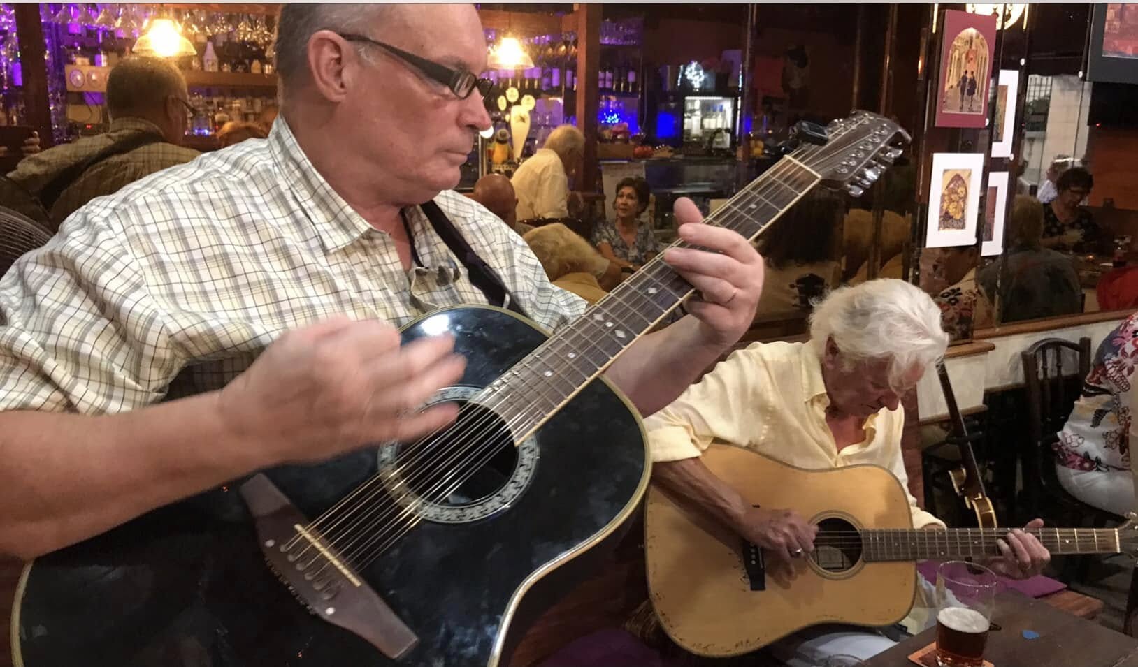 Acoustic guitar session at Castle Bar & Café